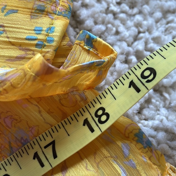 Urban Outfitters Pippa silky chiffon tiered yellow dress - Picture 12 of 13